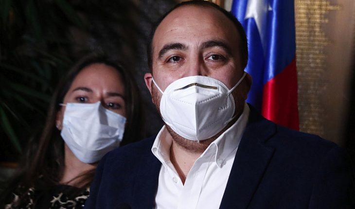 DC reevalúa acusación constitucional contra ministro Pérez
