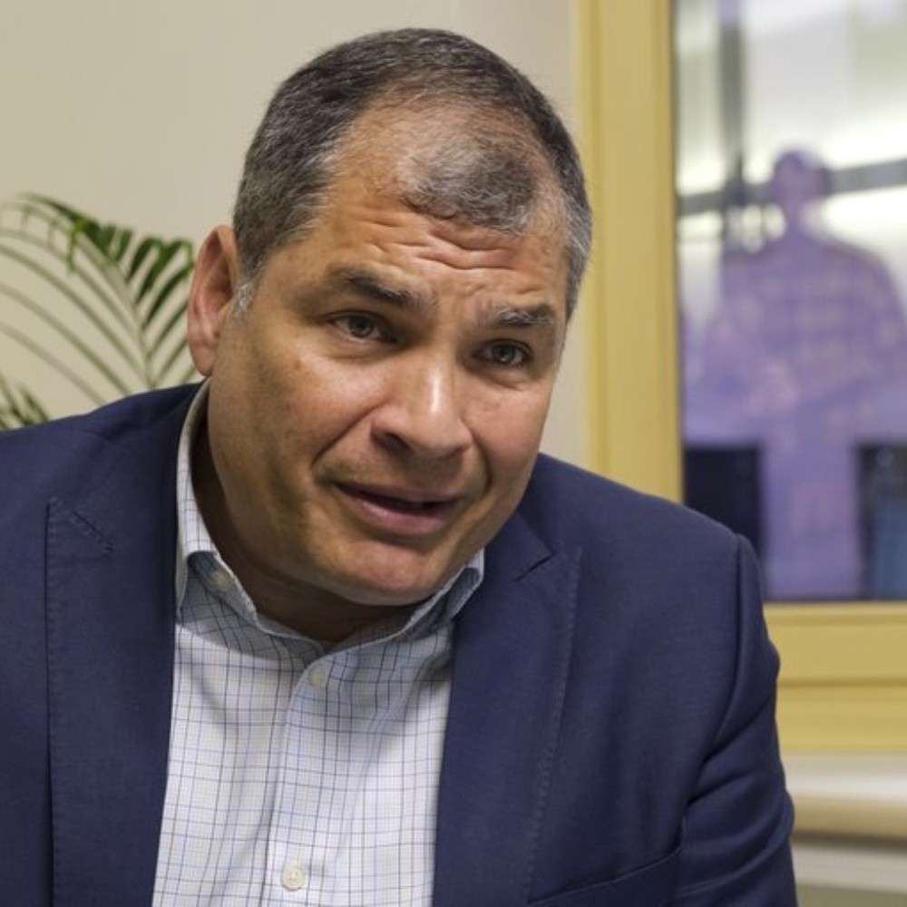 Ecuador pide captura de ex presidente Correa tras condena por corrupción