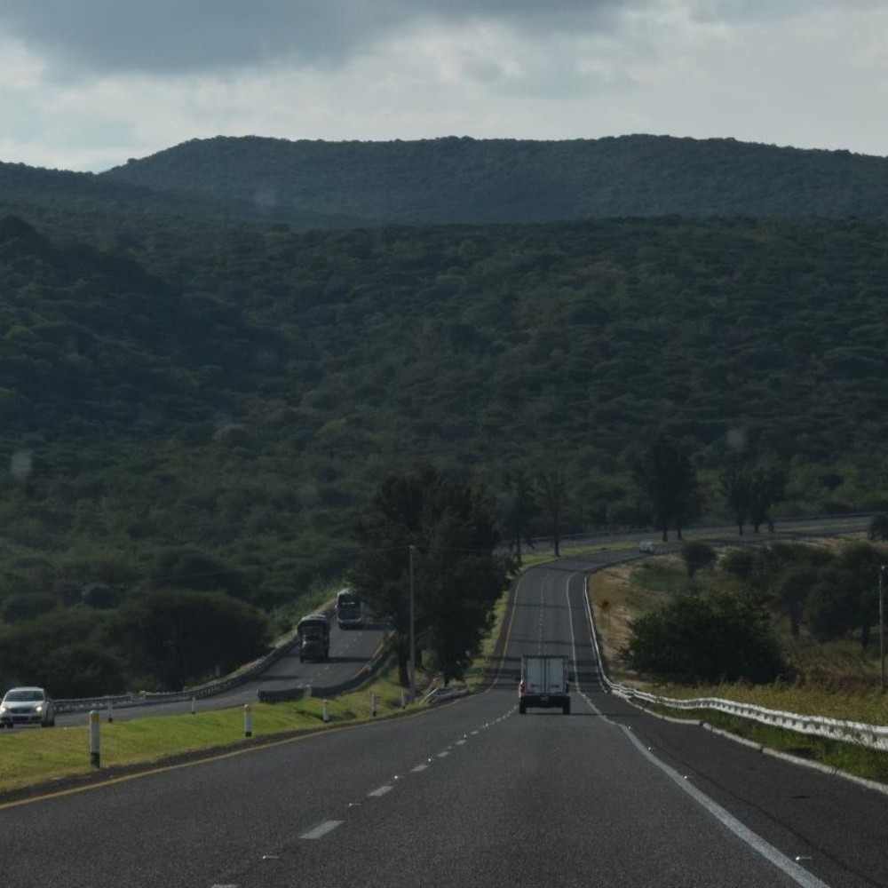 Estados Unidos emite alerta contra dos carreteras de Jalisco