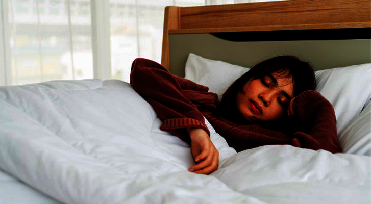 Estudio sugiere que los no creyentes tienen más probabilidades de dormir mejor que los cristianos