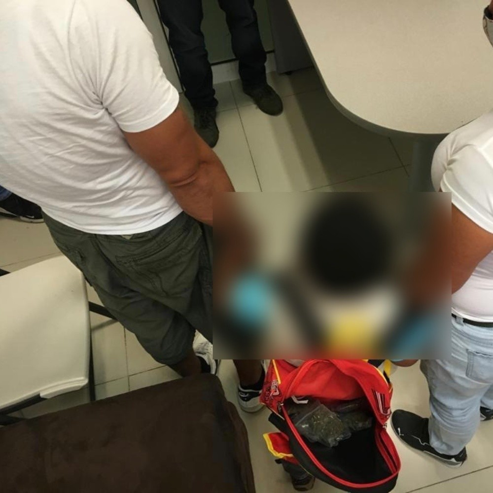 Fiscalía rescata a menor de tres años que era utilizado para transportar droga en Edomex