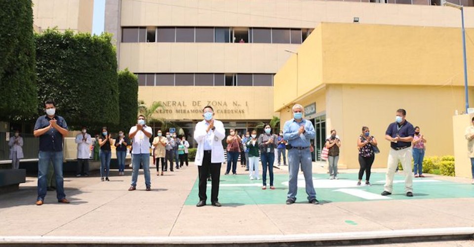 Hospitales de Edomex, Michoacán y Nayarit ganan sorteo del avión
