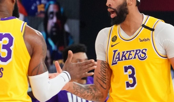 Lakers pone contra la pared a los Nuggets
