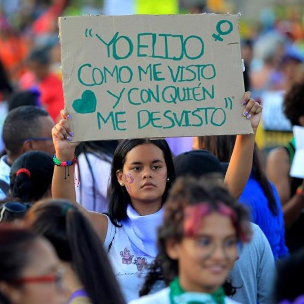 Mujeres denuncian presunto acoso de famoso cronista colombiano