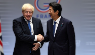 Reino Unido firma con Japón su primer acuerdo comercial