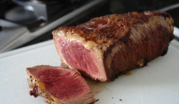 Encuentran vínculo biológico entre la carne roja y el cáncer de colon