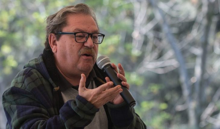 ‘Vayan cambiando de país’, dice Paco Taibo II a Krauze y Aguilar Camin