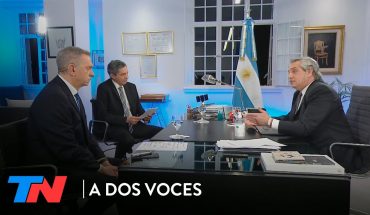 Video: A DOS VOCES: ENTREVISTA A ALBERTO FERNÁNDEZ (2/9/2020)