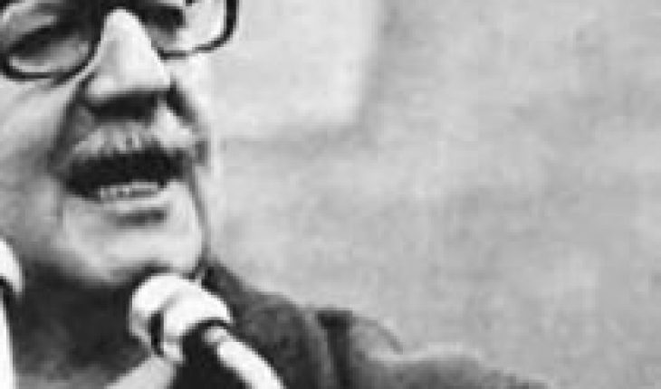translated from Spanish: Allende Presidente!… October 24, 1970