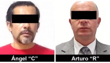 translated from Spanish: Angel Casarrubias, Mochomo and his lawyer enter the Altiplano