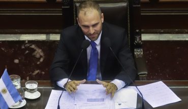 translated from Spanish: Budget 2021: Martín Guzmán prepares his presentation to Deputies