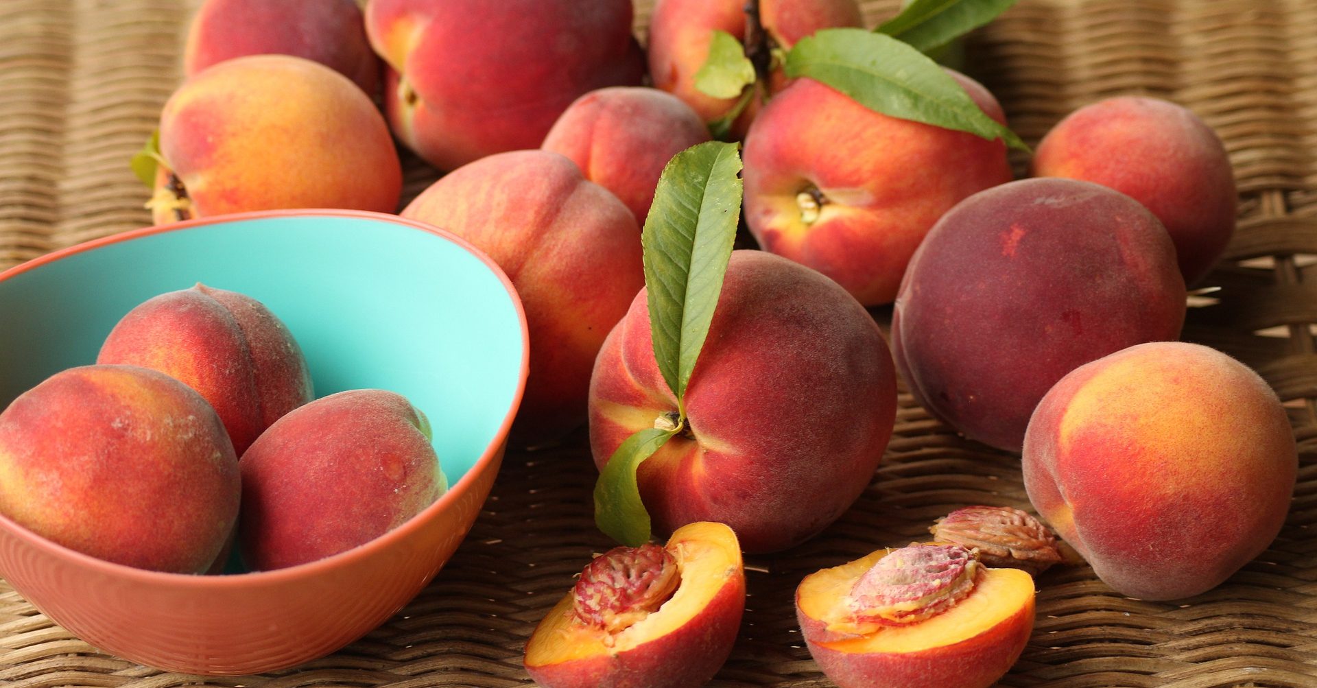 Cofepris alert for salmonella outbreak in peaches