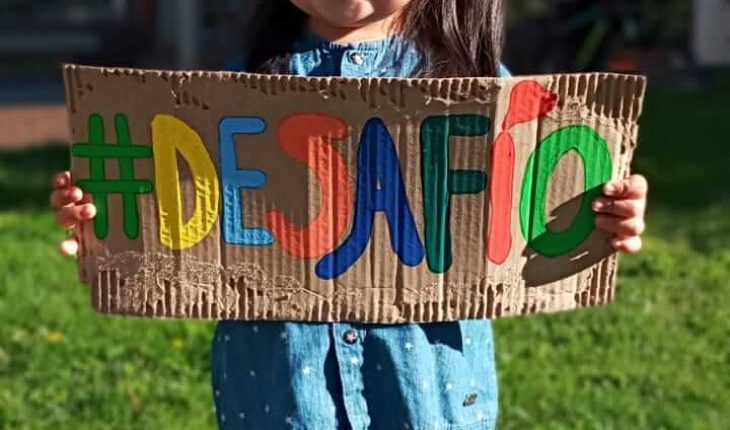 translated from Spanish: Creativity, education and sustainability at the hand of the Cardboard Challenge Chile 2020