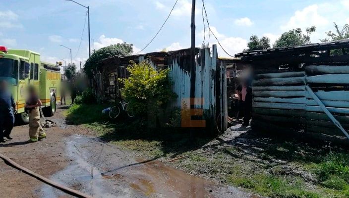 Arde humilde hogar al poniente de Morelia, Michoacán