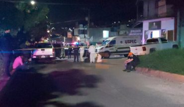 translated from Spanish: Men are assaulted in a bar in the colony Unión Ejidal Isaac Arriaga de Morelia, Michoacán