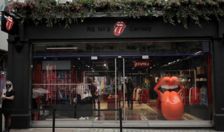 translated from Spanish: Rolling Stones open first official clothing venue in London