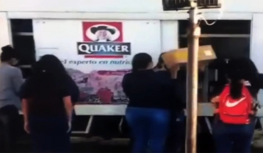 translated from Spanish: They catch normalists while stealing merchandise (Video)