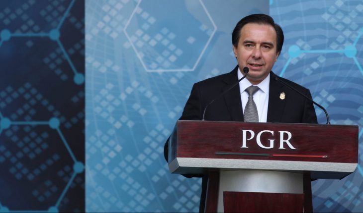 translated from Spanish: Thomas Zerón stole more than a billion pesos from the PGR: Gertz Manero