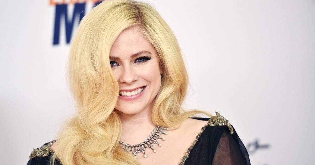 Today Avril Lavigne, world pop icon, turns 36