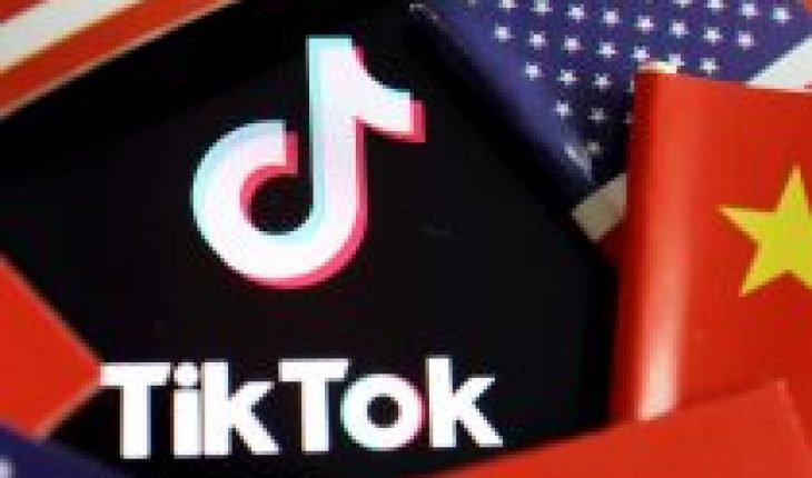 Trump to block TikTok and WeChat downloads in US from Sunday