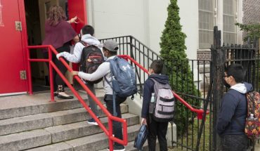 translated from Spanish: U.S.: cases of coronavirus rise in children after classroom reopening
