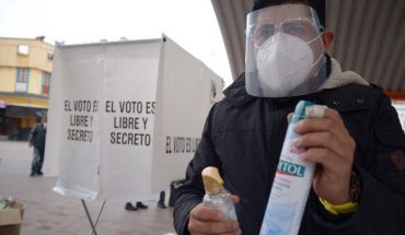 Acuden a votar en medio de pandemia; registran quema de una urna en Hidalgo