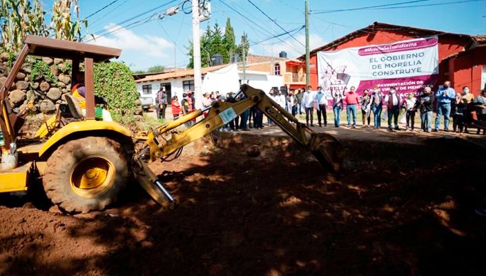 Ayuntamiento de Morelia inicia pavimentación en calle Virrey de Mendoza, tenencia de Tacícuaro