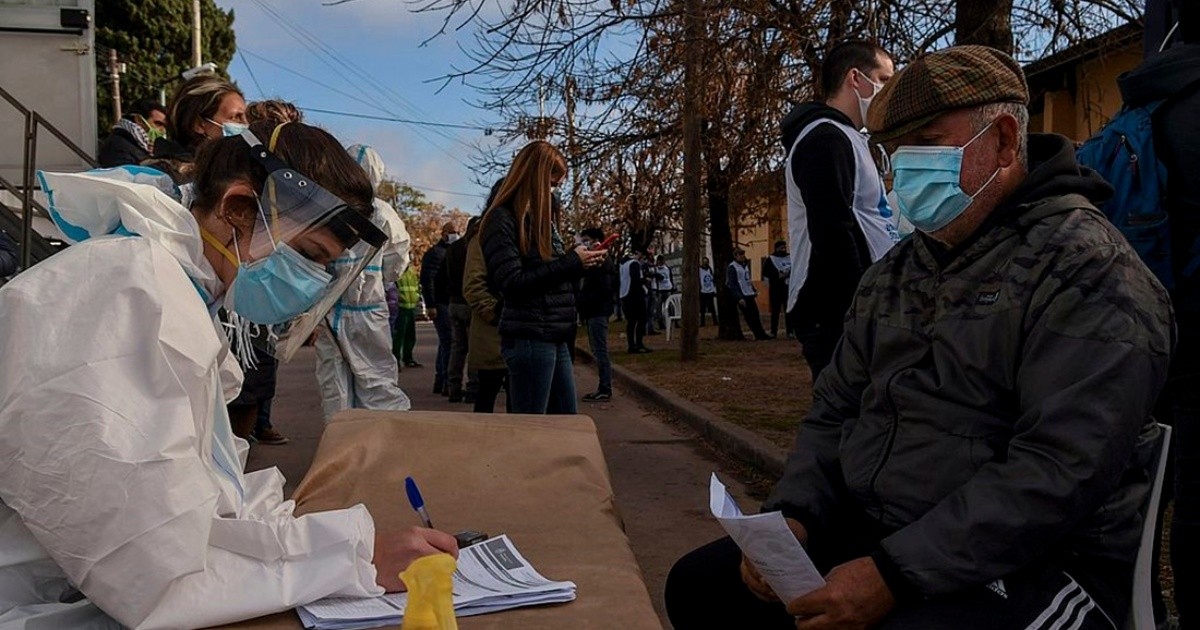 Coronavirus en Argentina: registraron 16.325 nuevos casos y 438 muertos