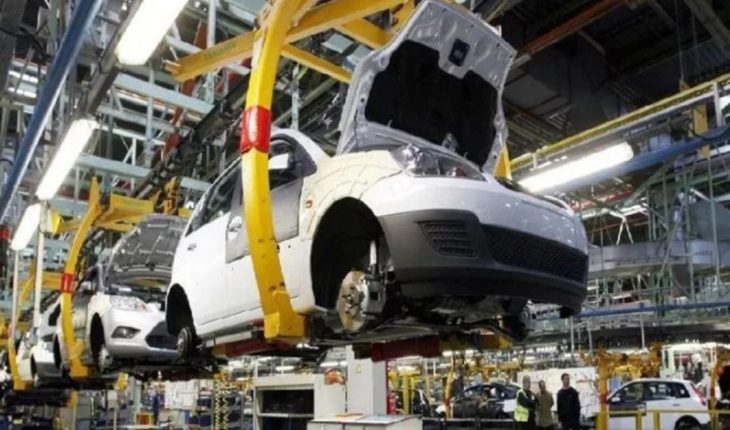 En septiembre aumentó la producción de autos, cemento y motos