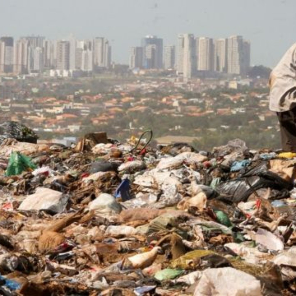 Más de 1 millón de toneladas de basura son arrojadas al mar