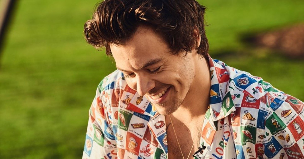 Harry Styles advances his new music video