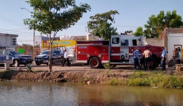 translated from Spanish: They find body floating in Los Mochis canal, Sinaloa