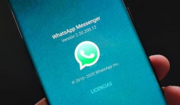 translated from Spanish: WhatsApp announced which phones will stop working in 2021