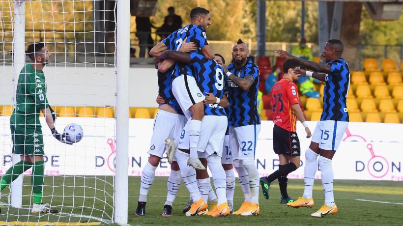 With Alexis and Vidal in the starting eleventh Inter beat Benevento 5-2