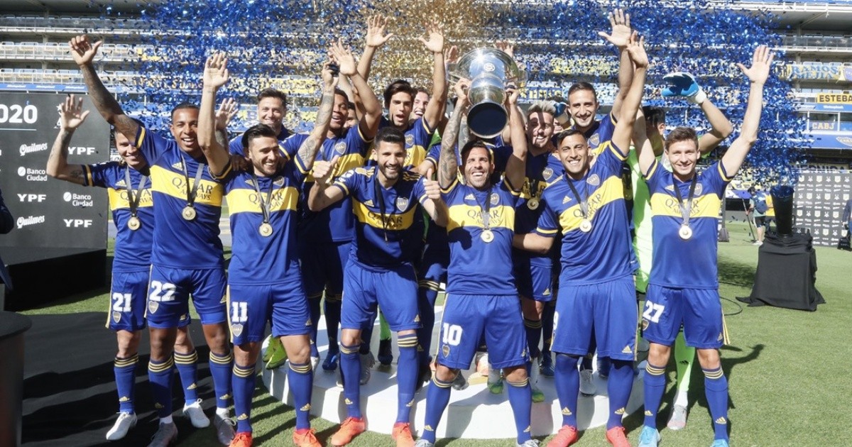 Bocampeón: El Xeneize recibió el trofeo por el campeonato en la Superliga