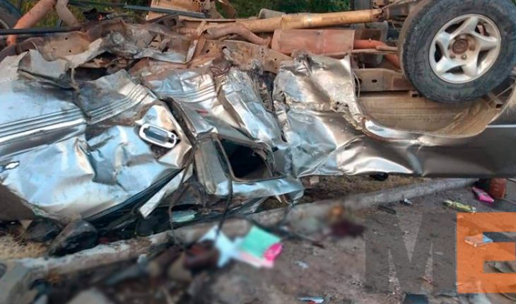 Dos pierden la vida y 14 heridos en choque de dos camionetas en la “Siglo XXI”