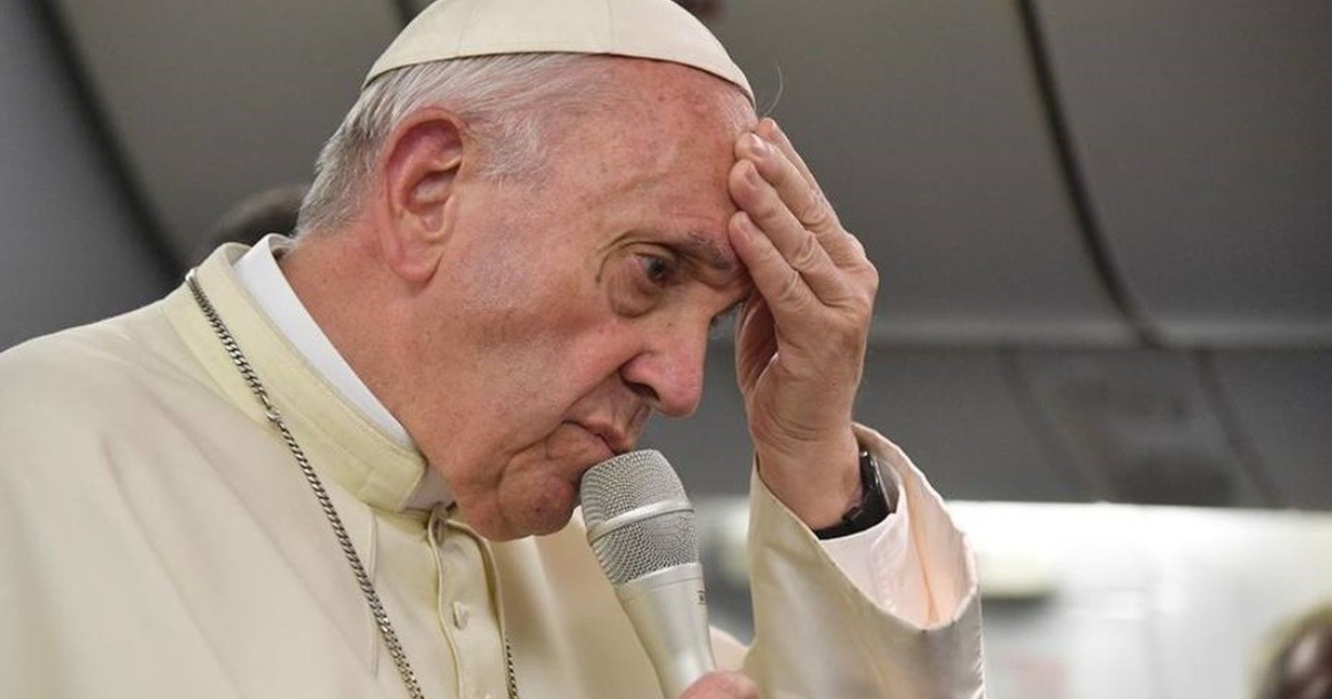 El Vaticano pregunta a Instagram por qué la cuenta del Papa le dio like a una modelo
