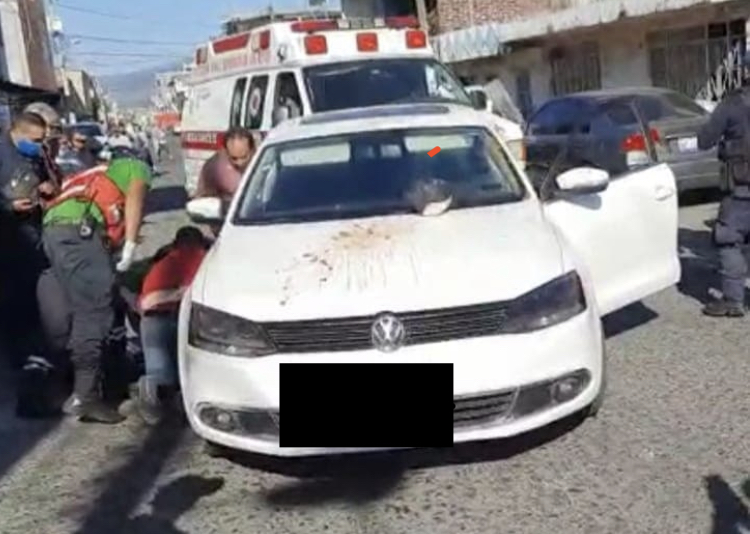 Hombre muere tras ser atropellado en Los Reyes, Michoacán