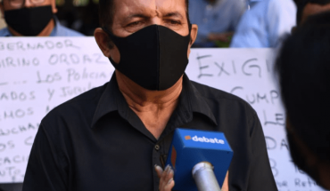 Por pagos pendientes protestan policías jubilados en Culiacán