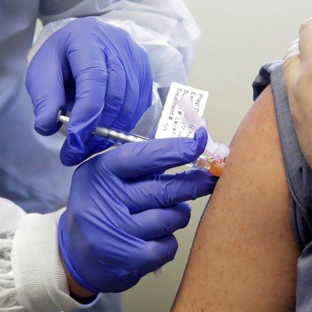Vacuna contra COVID-19 será obligatoria en Argentina