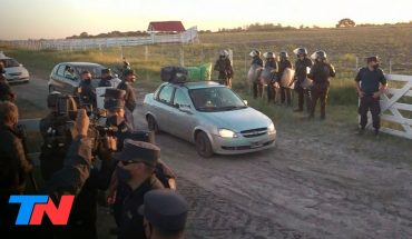 Video: Los militantes de Juan Grabois abandonaron en caravana la estancia de la familia Etchevehere