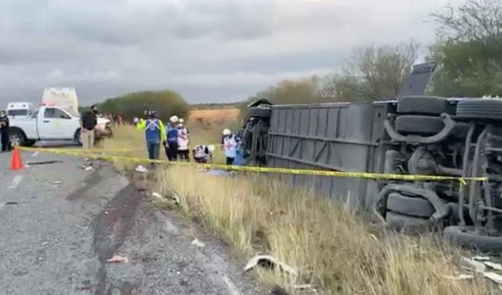 Vuelca autobús de Frena en Tamaulipas, hay dos muertos