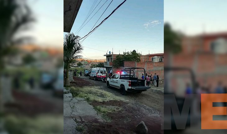 translated from Spanish: Fake social worker, arrested by neighbors after trying to steal a baby