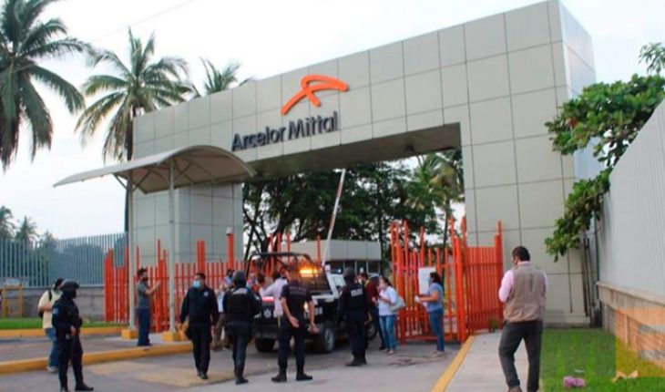 translated from Spanish: For not renewing explosives permit, LC city council closes Arcelor Mittal