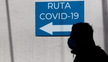 translated from Spanish: Health employees report they are forced to work despite COVID outbreak