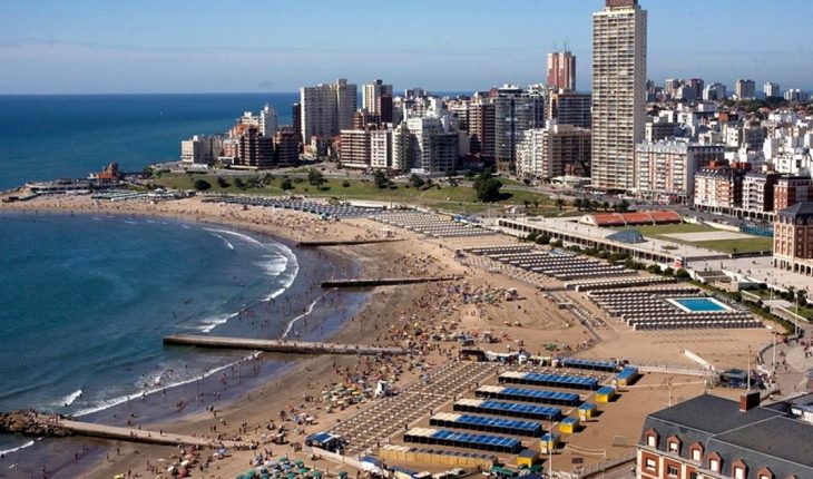 translated from Spanish: Mar del Plata opens its summer season with protocols and requirements