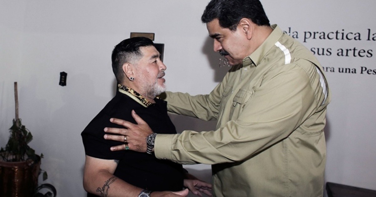 Nicolás Maduro wrote a letter to Maradona: "We have received a devastating blow"