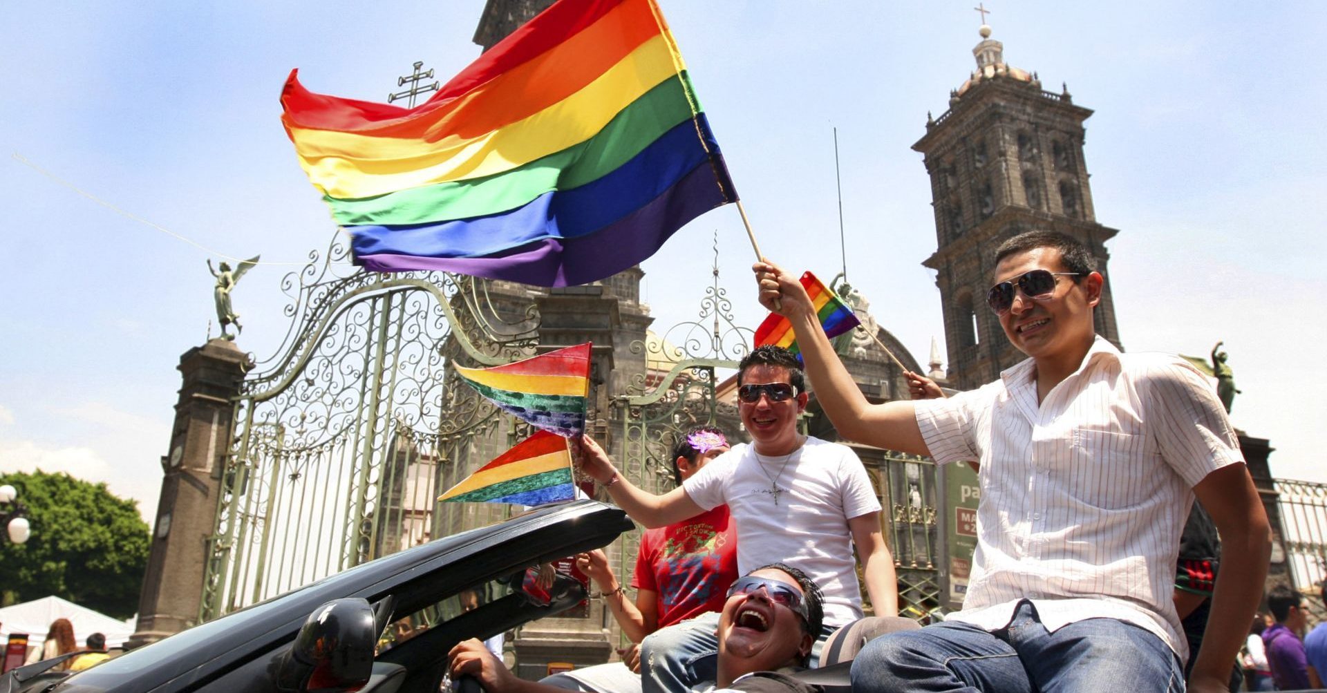 Puebla says yes to egalitarian marriage, approve reform to civil code