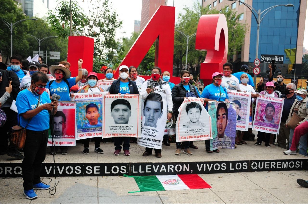 Questions about arrest of Captain Crespo linked to Ayotzinapa