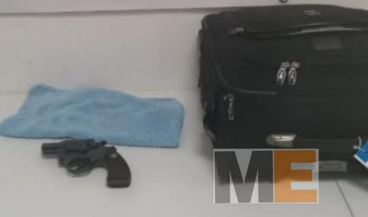 Empistolado es detenido en el “Aeropuerto de Morelia”, trataba de viajar a Dallas